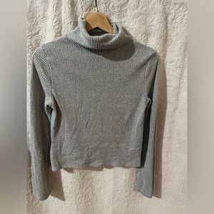 turtle neck grey sweater
